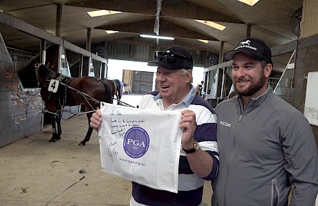 Ryan Fox with Lincoln Farms owner John Street on meeting Franco Nandor for the first time after being gifted a 20% all expenses paid share.