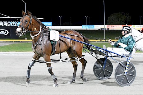 Zachary Butcher brings back Commander Lincoln after his debut win at Cambridge. PHOTO: Chanelle Lawson.