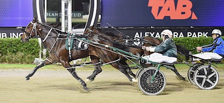 Sugar Ray Lincoln showed his real ability when easily downing Shake A Leg last start. PHOTO: Megan Liefting/Race Images.