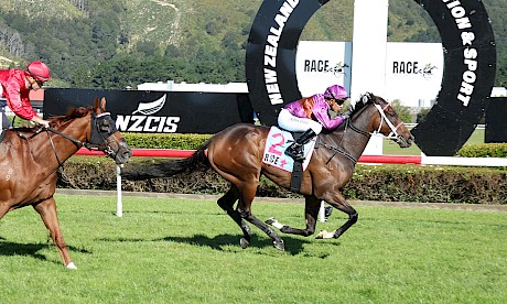 Platinum Attack downs Saturday’s rival Navigator last start in the Lightning at Trentham. PHOTO: Peter Rubery/Race Images.