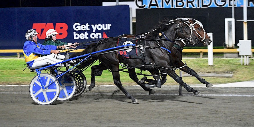 Cambridge rivals Lincoln Wave, inner, and Cyclone Rebel clash again on Friday night. PHOTO: Megan Liefting/Race Images.